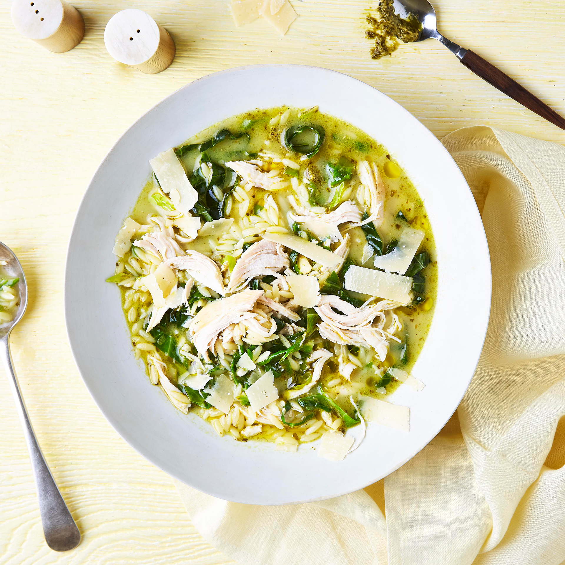 OnePot Chicken, Orzo & Spring Greens Broth Recipe Gousto
