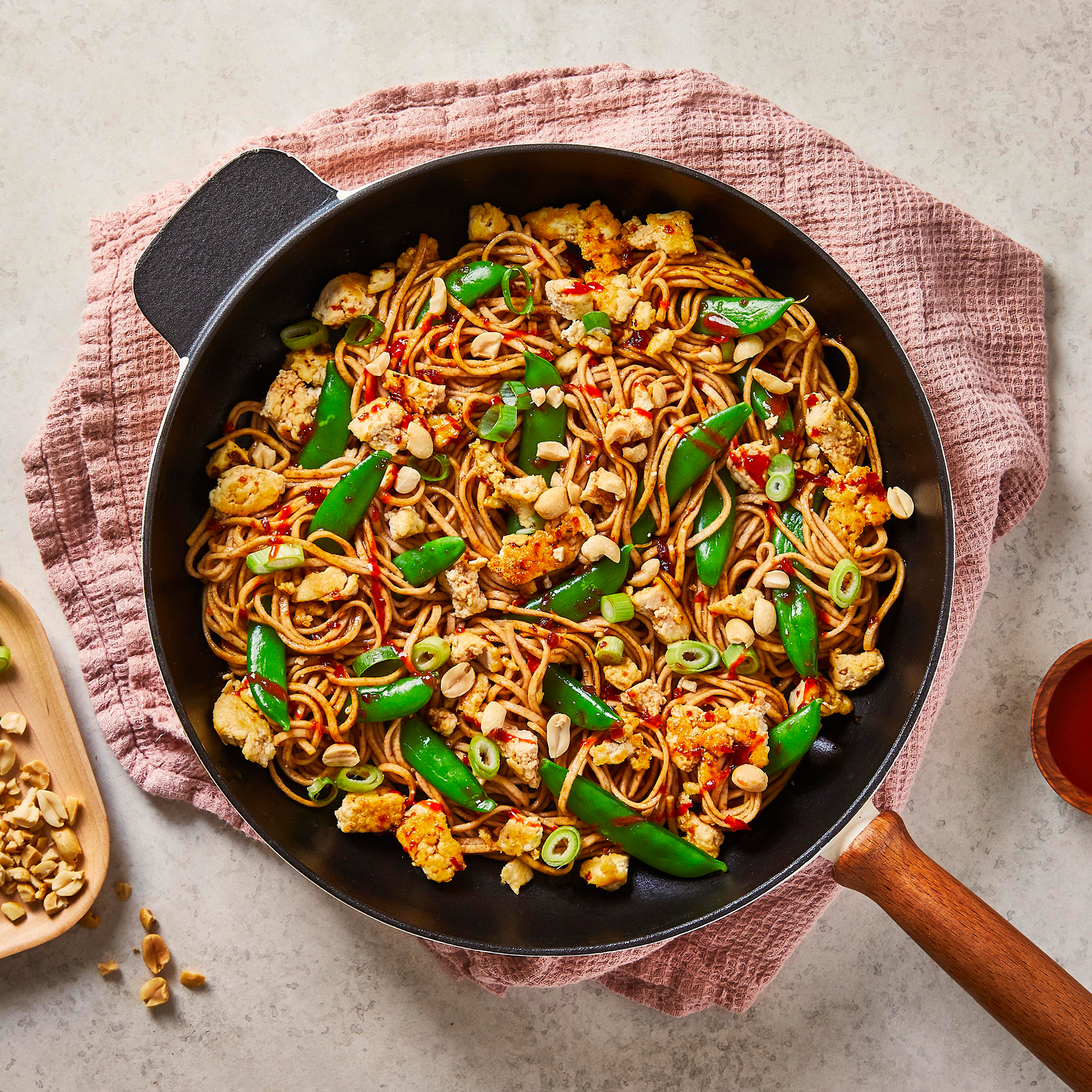 10Min Spicy Veggie Noodles With Scrambled Tofu Recipe Gousto