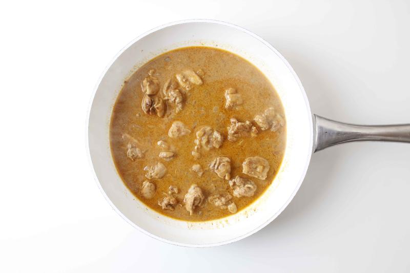 Chicken Satay Curry With Kale Brown Rice Recipe Gousto