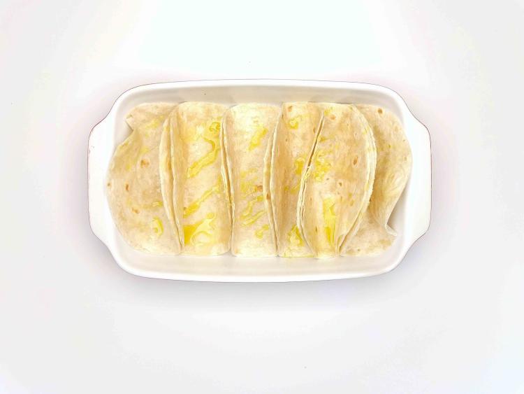 Crispy Baked Tacos, Refried Beans & Pineapple Salsa Recipe Gousto