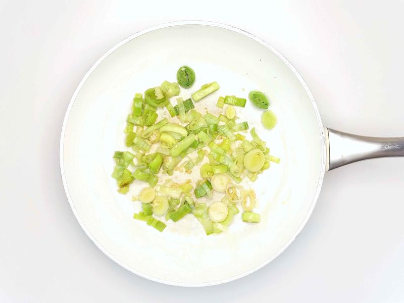 OnePot Smoked Fish, Leek & Sweetcorn Chowder Recipe Gousto