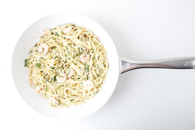 Simple King Prawn, Garlic & Chilli Linguine Recipe Gousto