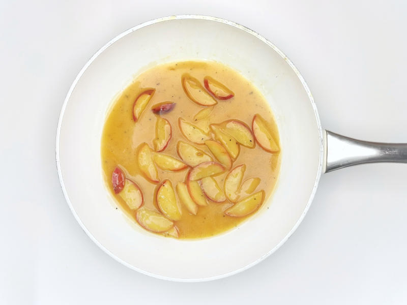 Bonfire Banger Bake & Toffee Apple Gravy Recipe Gousto