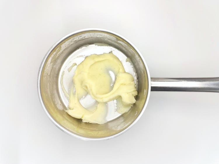 Bonfire Banger Bake & Toffee Apple Gravy Recipe Gousto