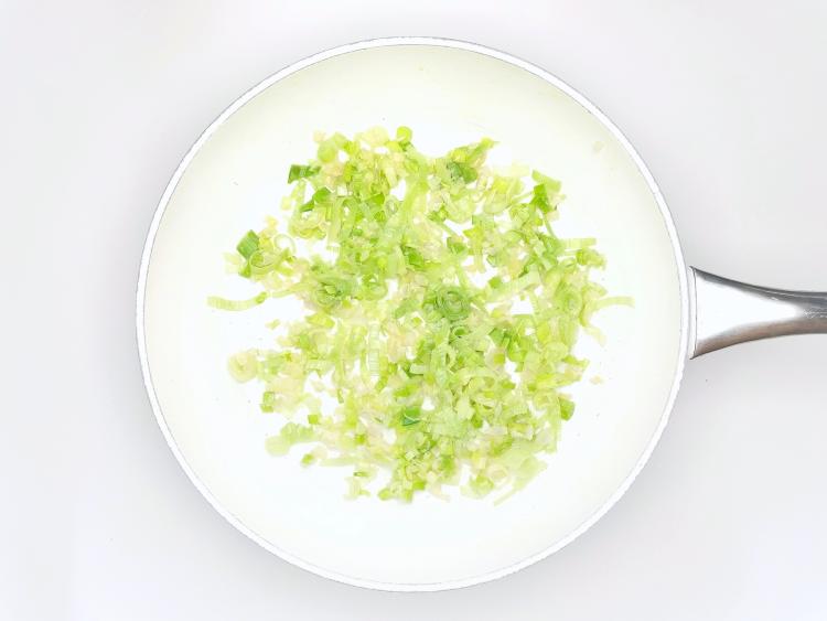 Leek & Roasted Tomato Mac 'N' Cheese Recipe Gousto